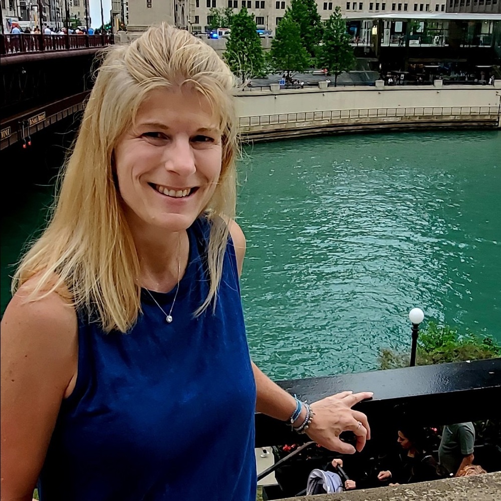 Meet your Posher, Robyn